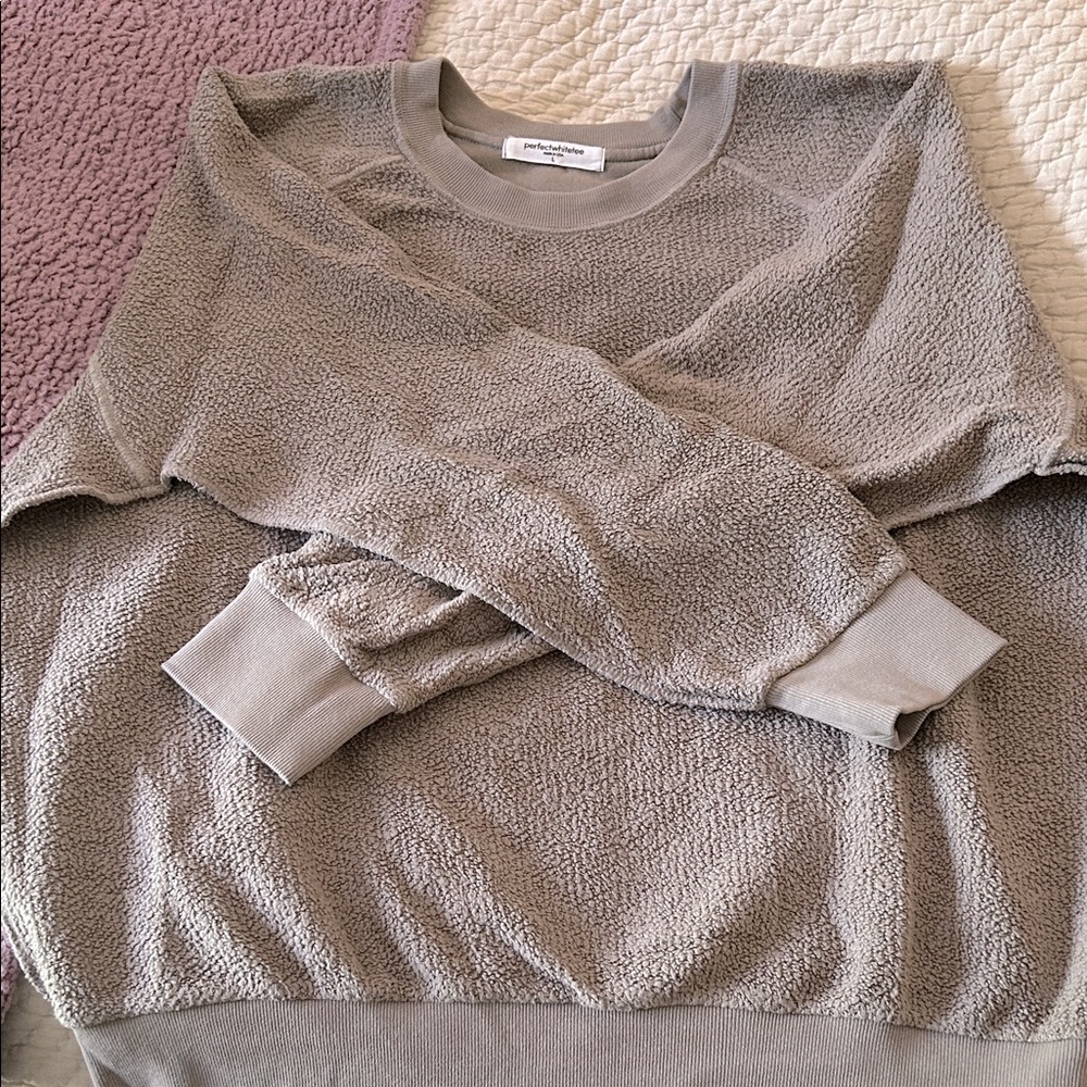 Perfectwhitetee women’s sweatshirt